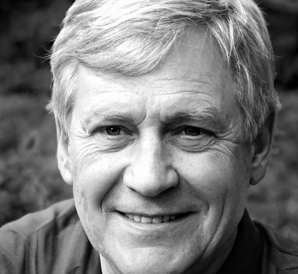 Portrait de Marc Dubois, instructeur expert en finance